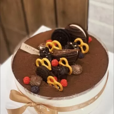 Bánh sinh nhật Tiramisu size 16